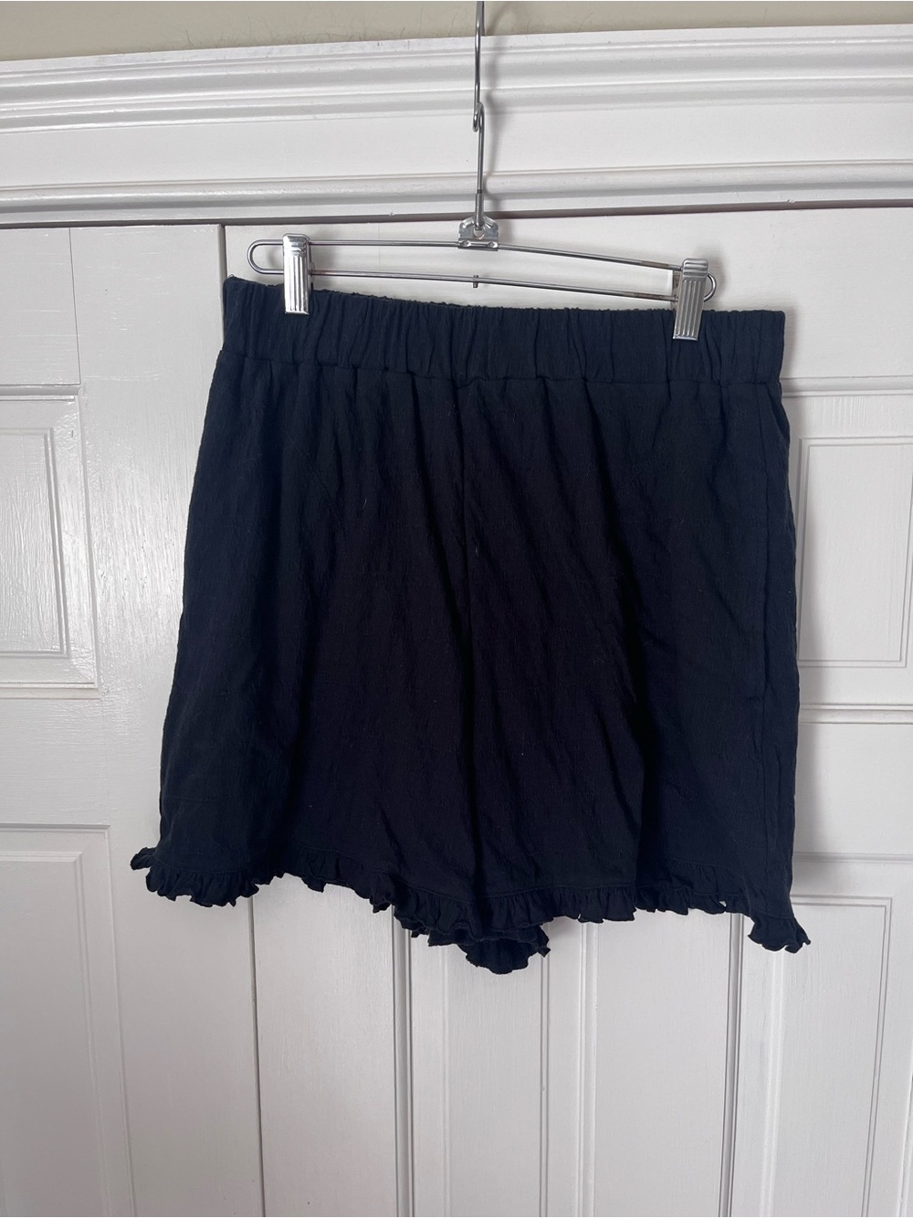 Free People Beach Textured Ruffle Hem Shorts Black Size M